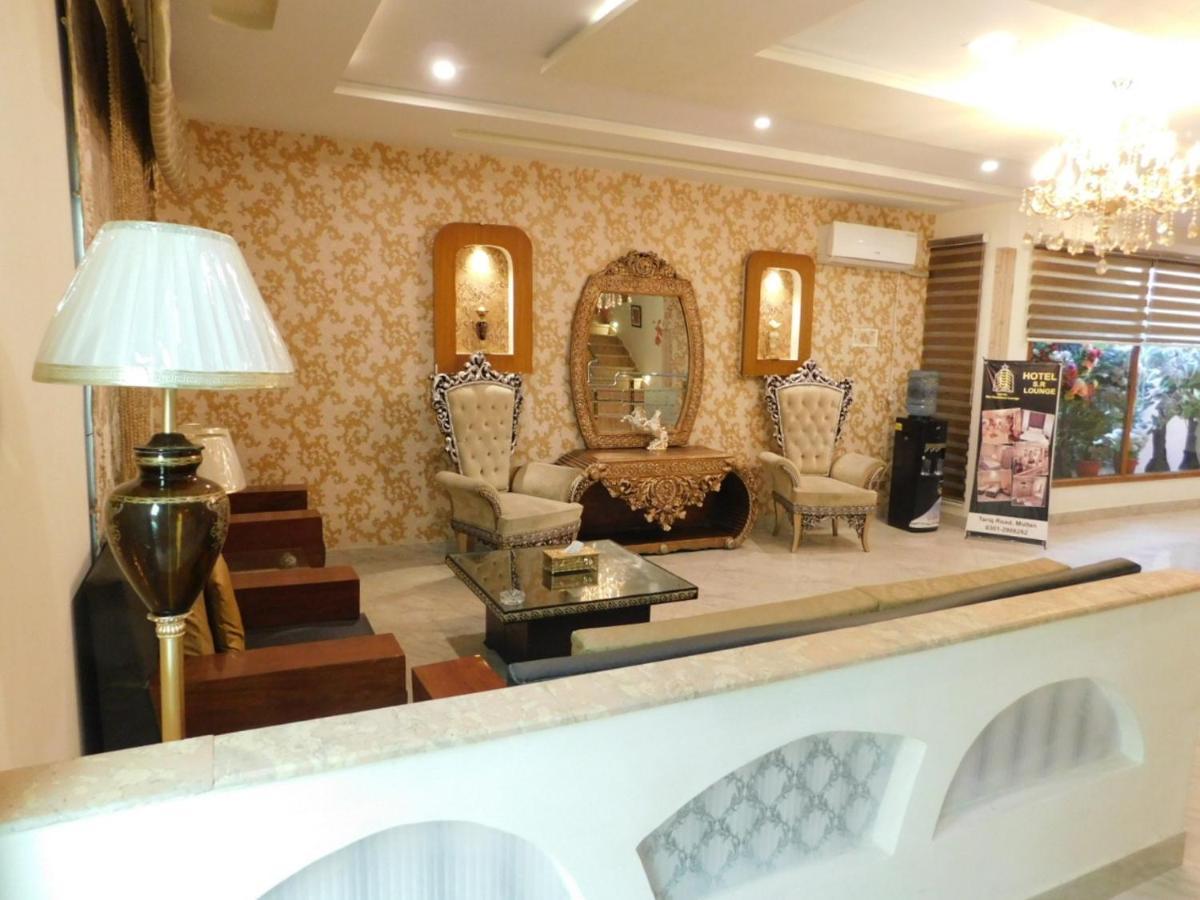 Hotel S.R. Lounge Multan Eksteriør bilde