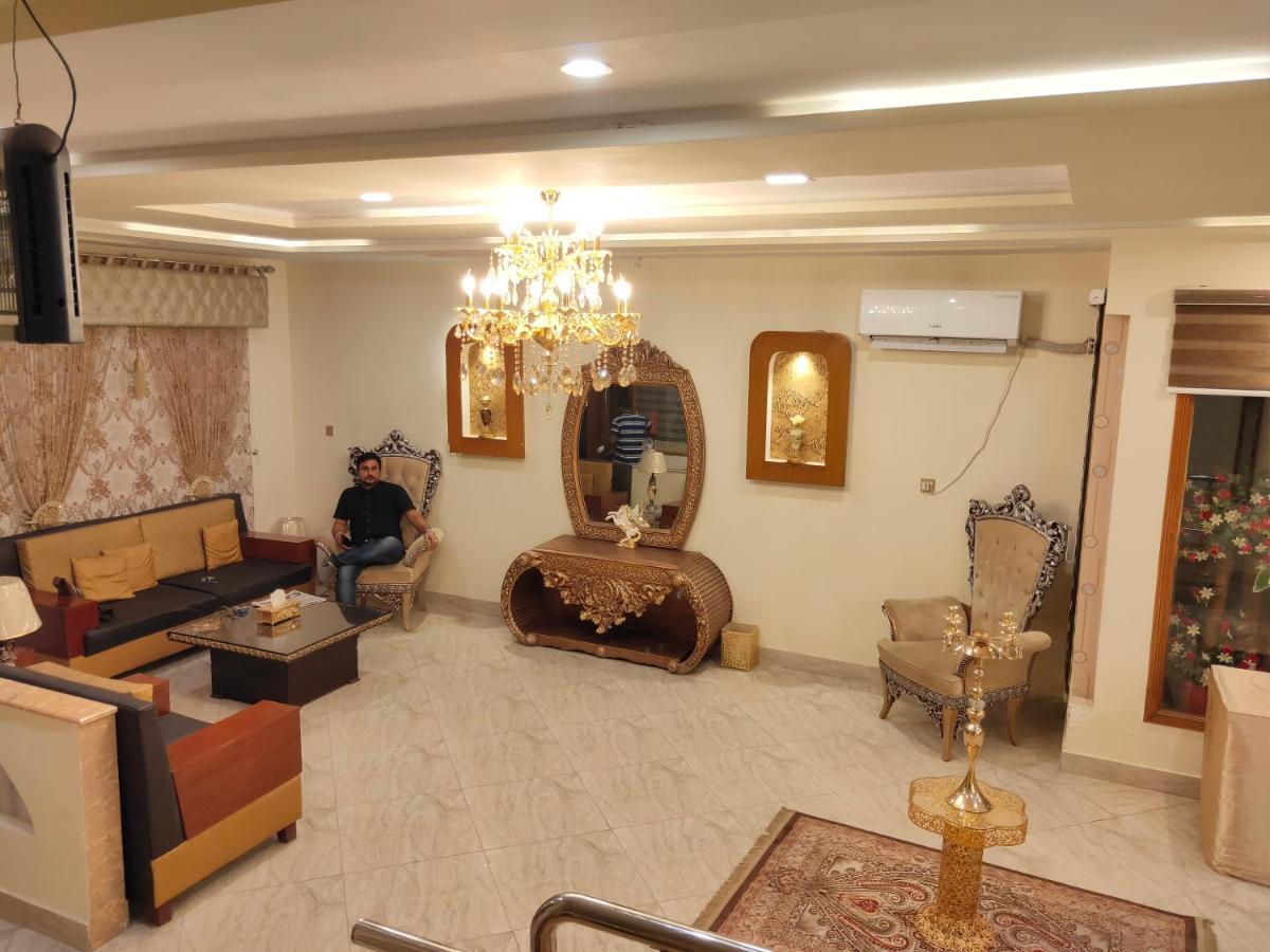 Hotel S.R. Lounge Multan Eksteriør bilde
