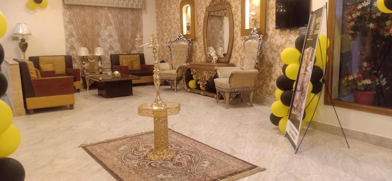 Hotel S.R. Lounge Multan Eksteriør bilde