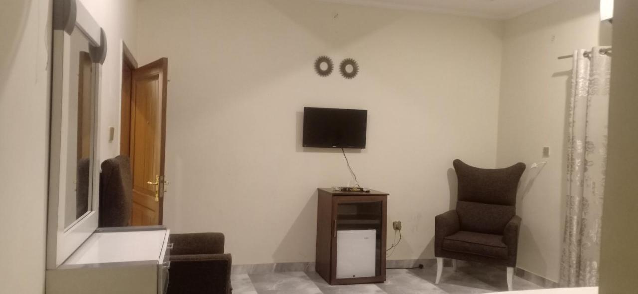 Hotel S.R. Lounge Multan Eksteriør bilde