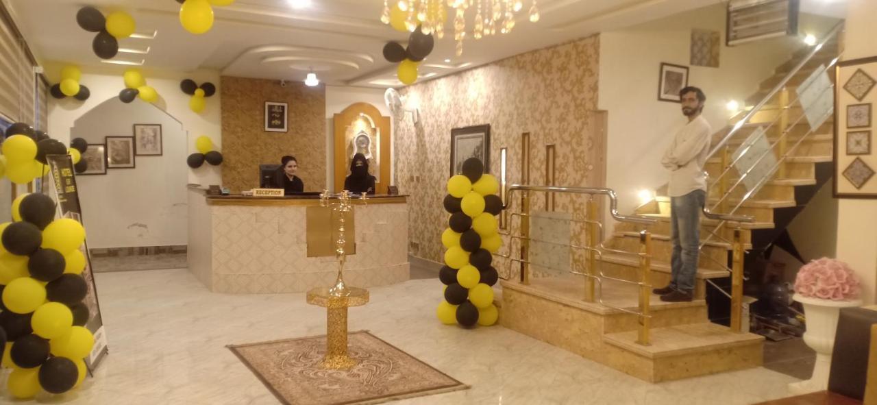 Hotel S.R. Lounge Multan Eksteriør bilde