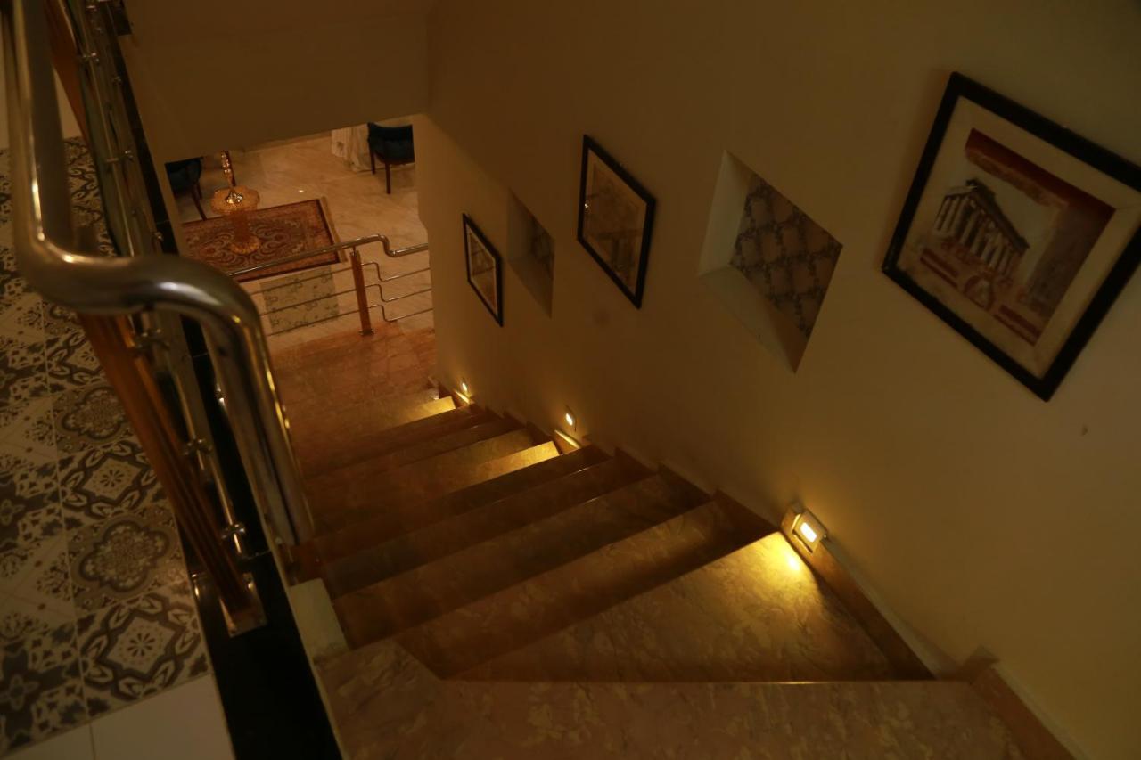 Hotel S.R. Lounge Multan Eksteriør bilde
